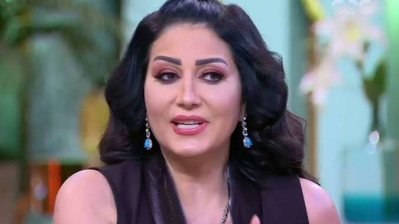 وفاء عامر