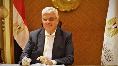 التعليم العالي تلاحق الكيانات الوهمية بمحافظة القاهرة