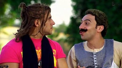 أحمد مكي يعود لديكور المزاريطة لتصوير ”الكبير 8”