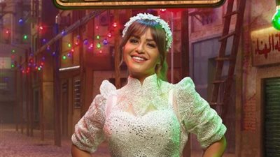 منة فضالى تروج لمسرحيتها الجديدة ”صوابع زينب”