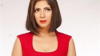 منى زكي تنتهى من تصوير مسلسلها ”تقاطع طرق” خلال أيام