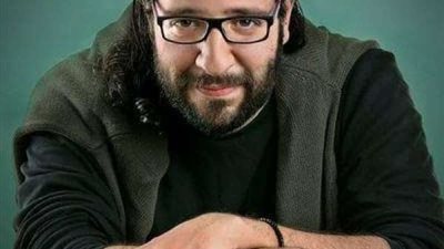 أحمد أمين يعود للمسرح بعمل جديد.. اليك التفاصيل