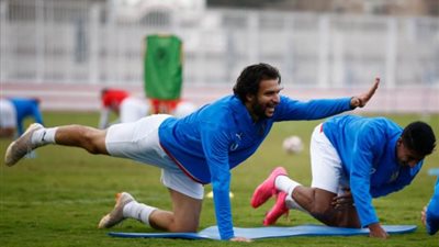 محمود علاء يشارك في تدريبات الزمالك استعدادا للرجاء المغربي