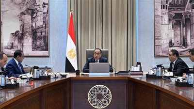 الحكومة تقرر تنظيم مسابقات جديدة لسد احتياجات المعلمين بالمدارس.. تفاصيل