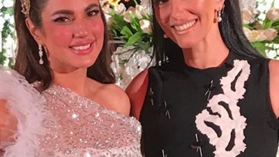 ربنا يسعدك حبيبتي.. حنان مطاوع تهنىء درة على حفل زفافها