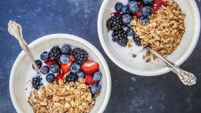 للتخلص من الكرش.. أسهل طريقة لعمل الشوفان والزبادي