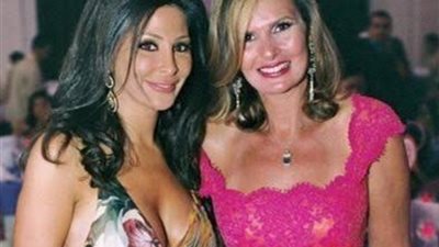 اليسا برفقة يسرا في أحدث ظهور لها