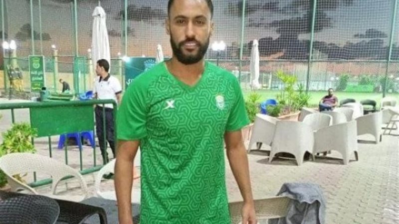 حسام عاشور بقميص