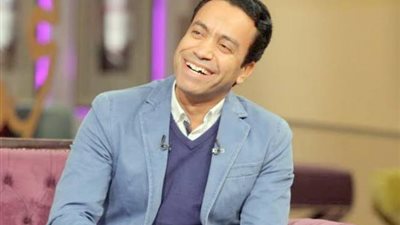 سامح حسين :”أقلعت عن التدخين منذ 12 عام وأخشى المرض لهذا السبب”