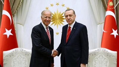 مفاجأة..حزب أردوغان يتبرع بمبلغ مالي لحملة بايدن