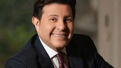 هاني شاكر يستعد لإحياء حفل غنائي ضخم فى بيروت