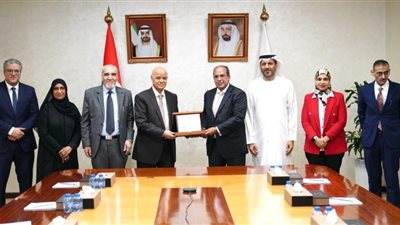 رئيس الجامعة البريطانية يزور جامعة الشارقة على هامش COP28 لبحث سبل التعاون المشتركة