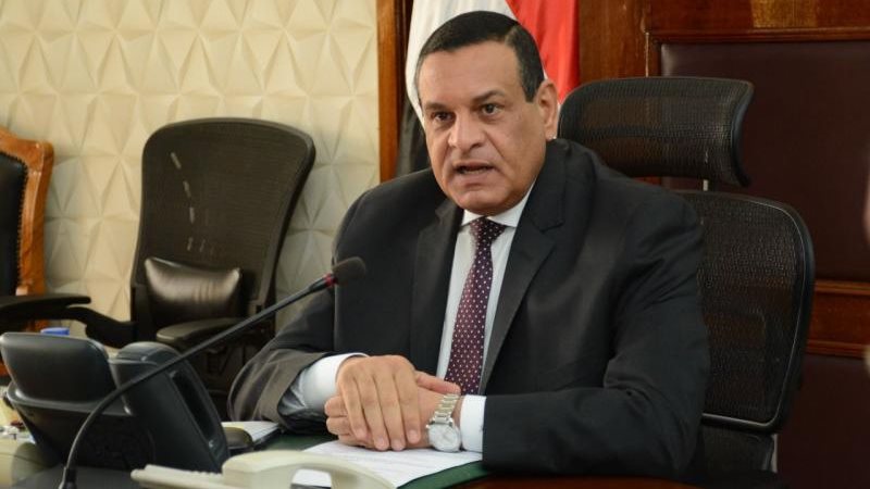 وزير التنمية المحلية