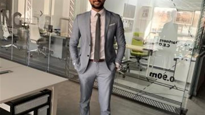 عمرو عاشور