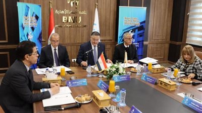 كأول جامعة أهلية : بحضور محافظ القليوبية .. مجلس أمناء جامعة بنها الأهلية يوافق على اعتماد اللائحة الداخلية