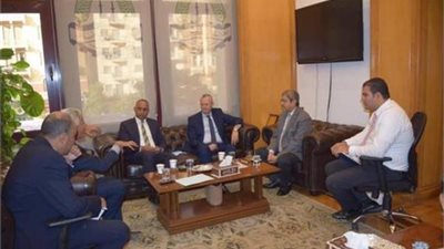 رئيس إتحاد الغرف التجارية يستقبل سفير مصر في بولندا لوضع خطة تنمية العلاقات الثنائية