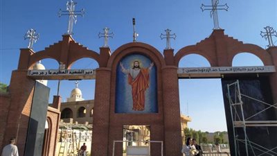 ناشط قبطي يكشف كارثة بدير مارجرجس الرزيقات و يحذر البابا