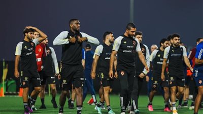 الأهلي يختتم استعداداته الليلة لمواجهة فيوتشر بنهائى السوبر المصري