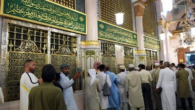 أمين الفتوى يكشف حقيقة مقولة ”أول خلق الله النور المحمدي”