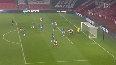 أرسنال يتعادل أمام مولده (1-1) بالشوط الأول في الدوري الأوروبي