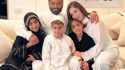 تامر حسنى يثير الجدل بصورة تجمعه مع طليقته