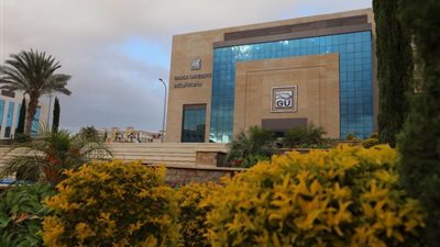 في ختام عامها الثالث.. جامعة الجلالة تصنف كأول جامعة أهلية طبقاً للتصنيف العربي للجامعات