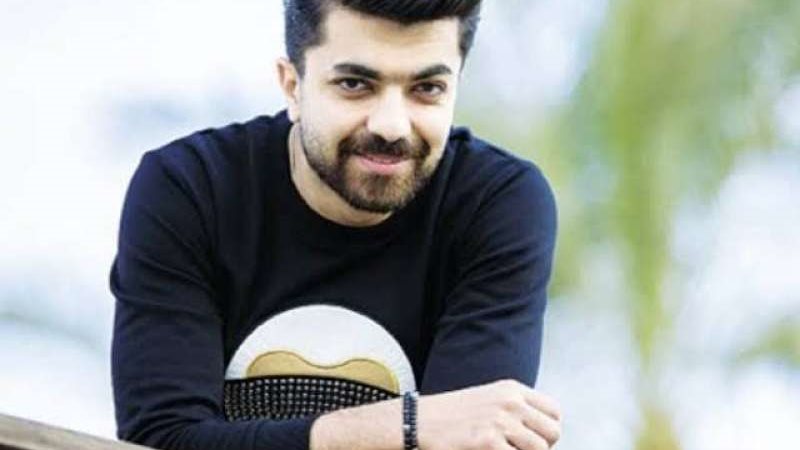 المطرب محمد عباس