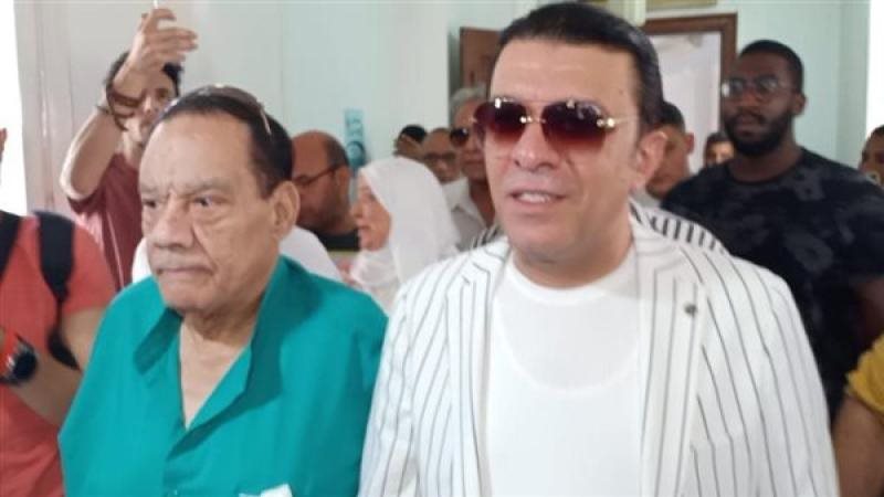 مصطفي وحلمي