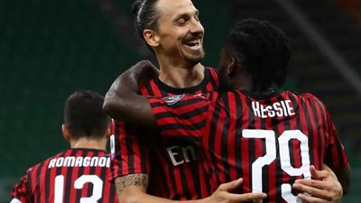 ابراهيموفيتش نجم اكتوبر بالدوري الايطالي