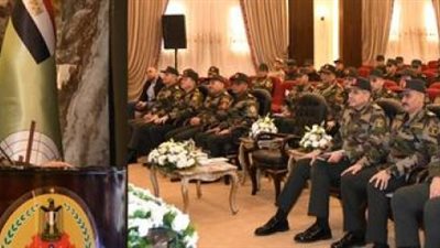 رئيس أركان حرب القوات المسلحة يتفقد المنظومة التعليمية بأحد المراكز التدريبية