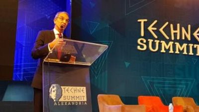 وزير الاتصالات : مبادرة ”بناة مصر الرقمية”  تهدف إلى تدريب ألف من خريجي كليات الهندسة وعلوم الحاسبات