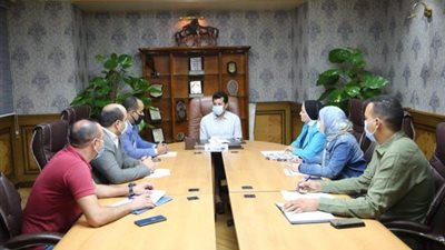 وزير الشباب يتابع مشاركة الشباب فى التصويت بانتخابات مجلس النواب من غرفة العمليات المركزية بالوزارة