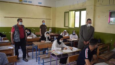 قرار جديد من وزارة التعليم بشأن مراقبي امتحانات الثانوية العامة 2024
