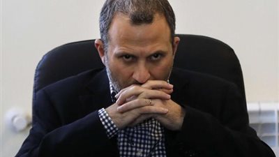 لعنة الوزير.. رسائل عون  النارية إلي واشنطن بسبب جبران باسيل