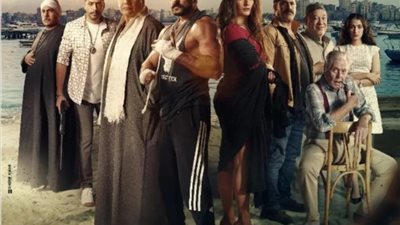 وسط الجمهور.. خالد يوسف وأبطال الإسكندراني يفتتحون الفيلم اليوم بسينمات الإسكندرية
