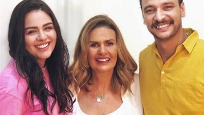 يسرا تهنىء هنادي مهنا وأحمد خالد صالح على حفل زفافهما: حبايب قلبي