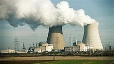 حقيقة تهديد فرنسا للعالم بـ8 محطات نووية