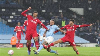 ليفربول يتعادل مع السيتي (1-1) في شوط أول مثير