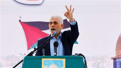 تفاصيل أخطر حوار مع  يحيى السنوار عن حرب الفصائل الفلسطينية على الاحتلال الإسرائيلي