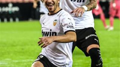 فالنسيا يمطر شباك ريال مدريد برباعية بالدوري الإسباني