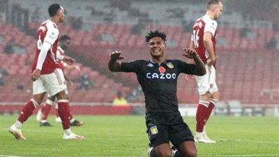 أستون فيلا يواصل قتل الكبار ويهزم أرسنال بثلاثية في البريميرليج