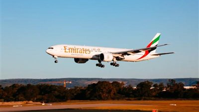 لهذا السبب .. أم وابنتها تسافران بمفردهما على رحلة لطيران الإمارات