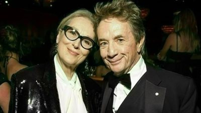 بعد انسجام الـ”جولدن جلوب”.. مارتن شورت يتحدث عن علاقته العاطفية مع ميريل ستريب