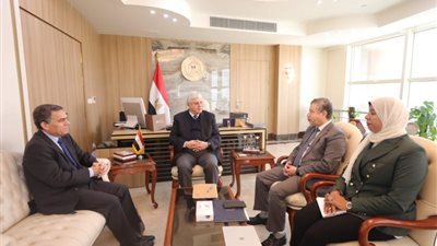 وزير التعليم العالي يبحث إنشاء فرع لجامعة أفييرو البرتغالية بمصر