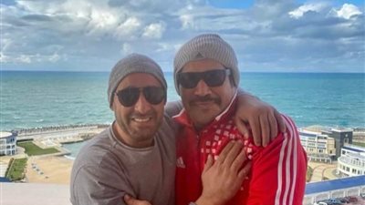 دفتر الذكريات.. أحمد السقا ينشر صورة برفقة باسم سمرة من كواليس ”الجزيرة”