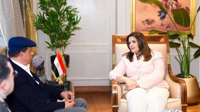 صور وزيرة الهجرة : أبوابنا مفتوحة للعقول المصرية التي تسعى للمساهمة في بناء الجمهورية الجديدة