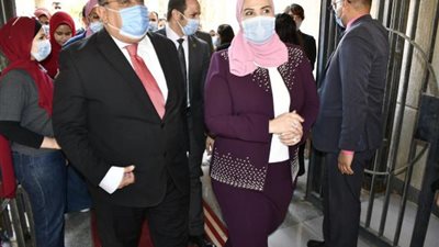 القباج تفتتح أول وحدة للتضامن الاجتماعي بالجامعات المصرية داخل جامعة حلوان