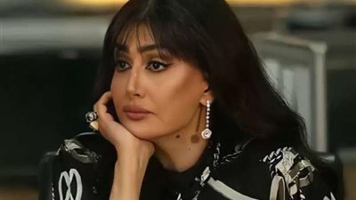 غادة عبد الرازق تطلب من الصحفيين عدم سؤالها عن خلافاتها مع محمد سامى