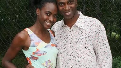 ليعبر عن عشقه لحبيبته.. يحجز كل كراسي مطعم فاخر في نيويورك