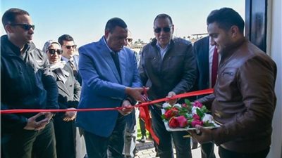 بالصور.. وزير التنمية المحلية ومحافظ الشرقية يفتتحان المدفن الصحى الآمن ببلبيس